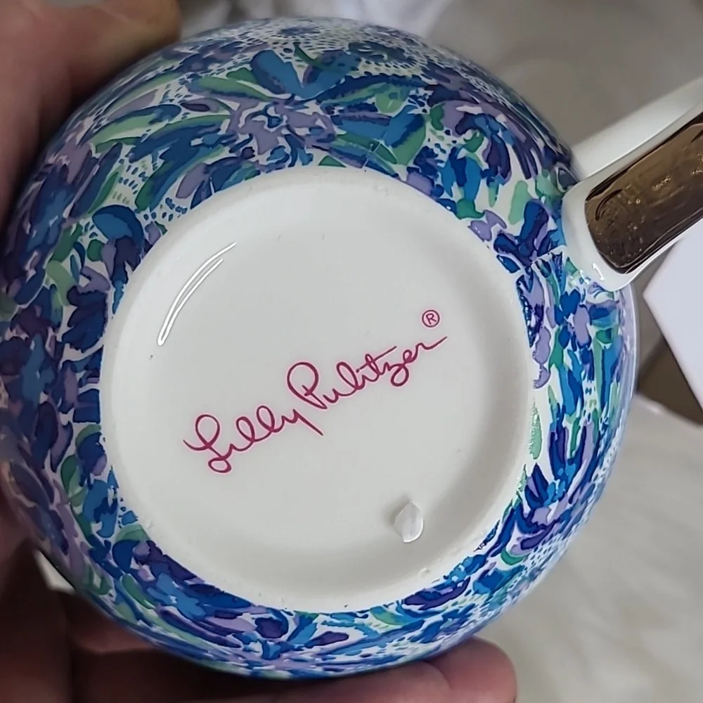 Lilly Pulitzer Mugs Set 2 Blue White Ceramic Floral Brand New Gift Anniversary - Picture 8 of 8